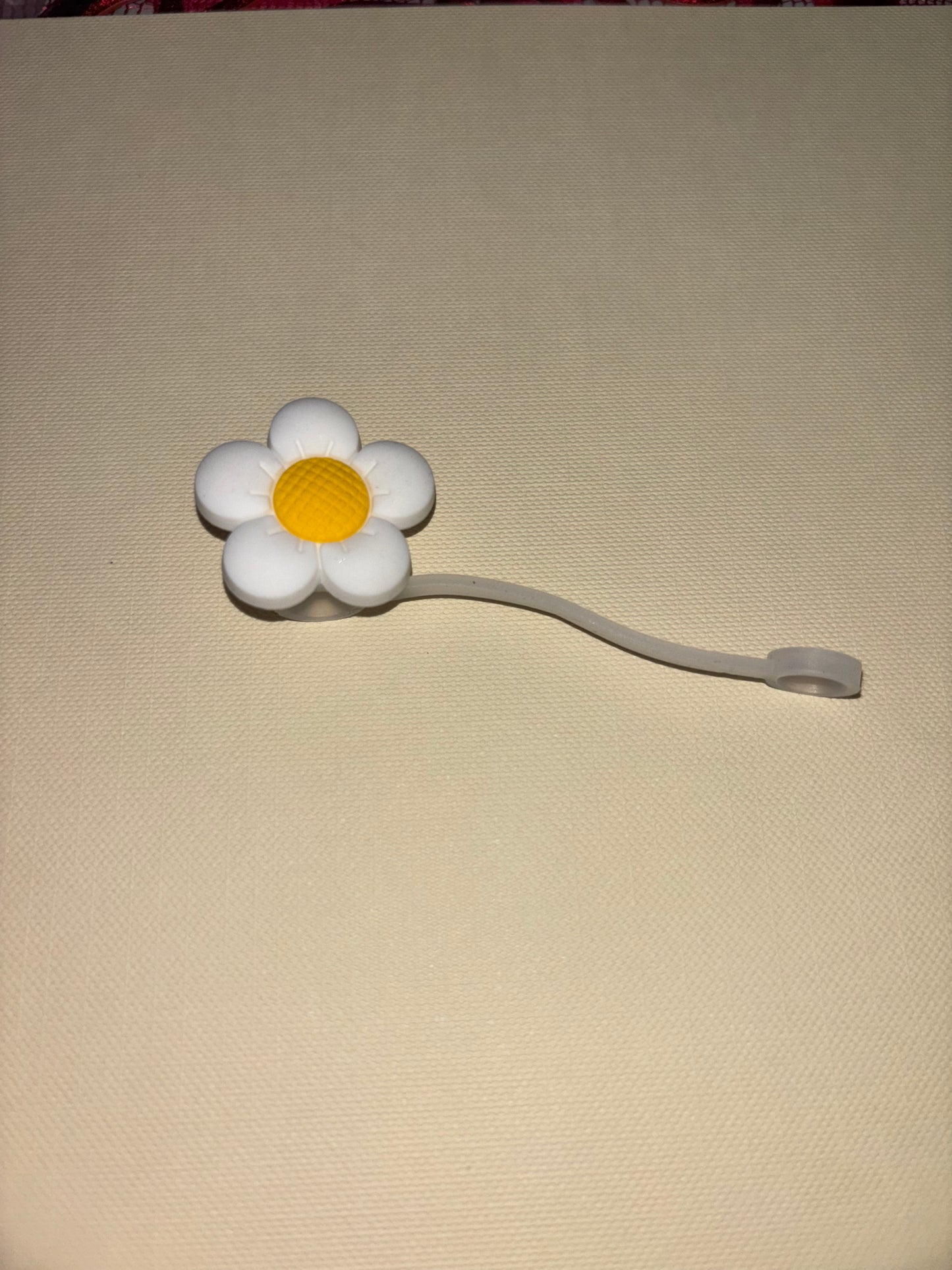 White flower straw topper