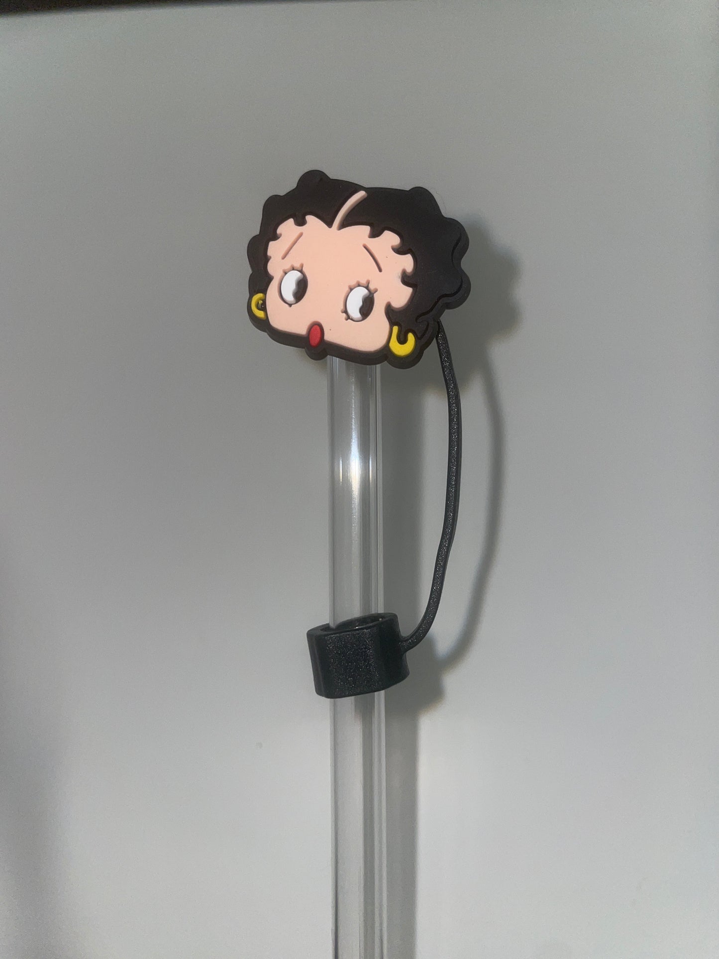 Betty face straw topper